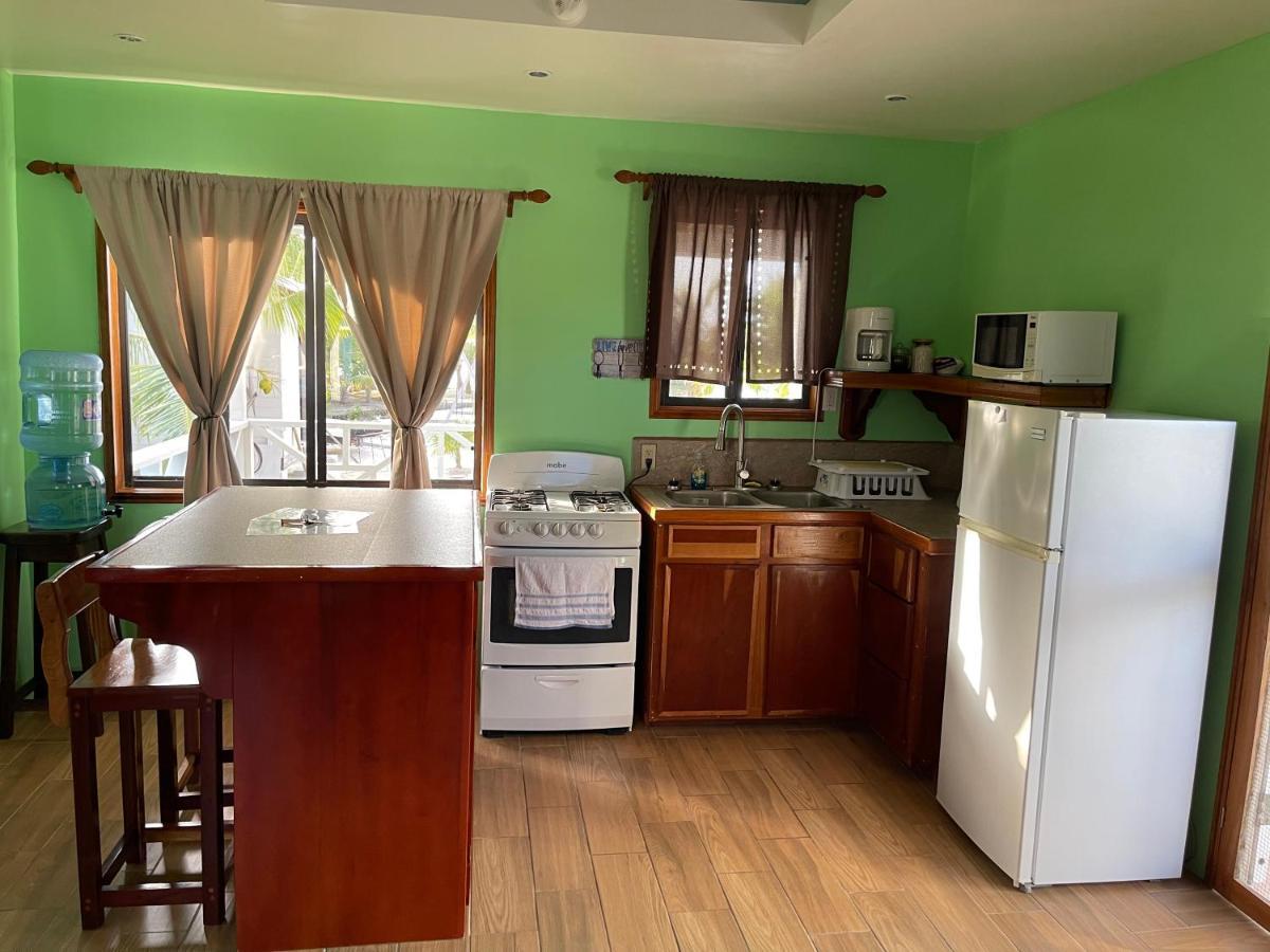 קיי קולקר Hidden Treasure Vacation Home Blue Bay Cottage מראה חיצוני תמונה